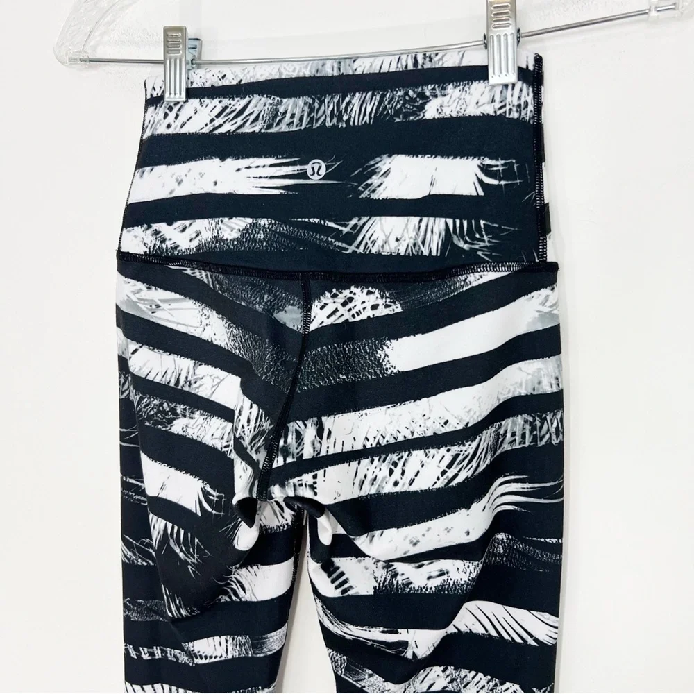 Lululemon Wunder Under Pant Full on Luon Roll Down Shady Palms Black White